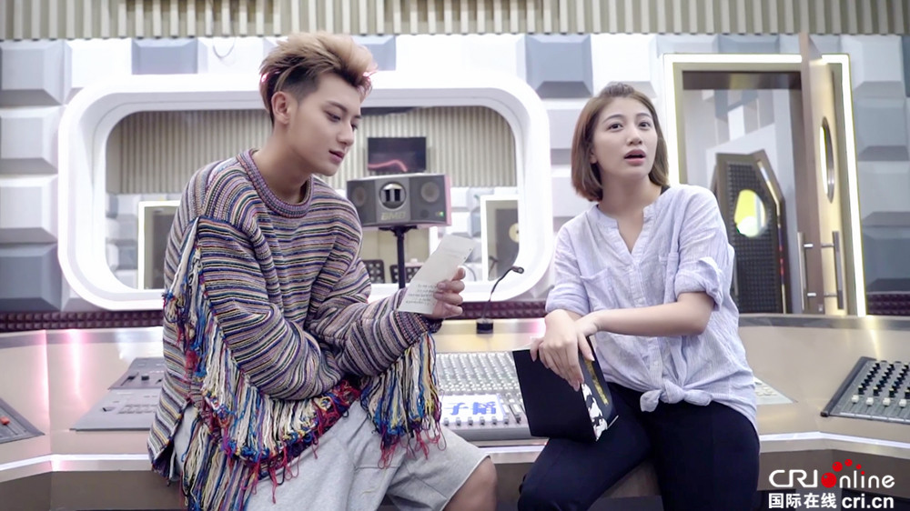 图片默认标题_fororder_黄子韬粉丝提问