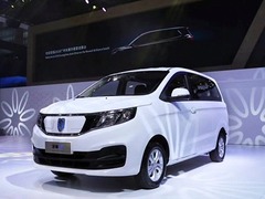 [供稿][资讯]领坤EV亮相广州车展 华晨雷诺开启新能源定制化新时代