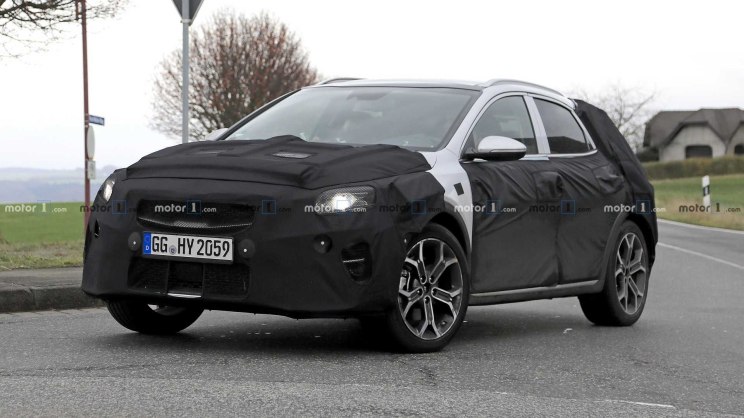 汽车频道【据说】或为跨界版车型 起亚Ceed新车型谍照