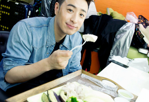 潘玮柏新歌《失眠》抄袭 多重证据佐证粉丝力挺潘帅