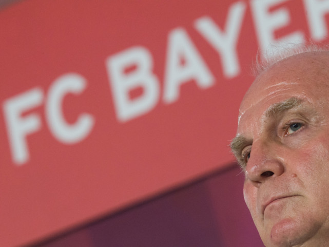 拜仁主席:多特就该狠治登贝莱 安帅应做出改变 拜仁主席:多特就该狠治登贝莱 安帅应做出改变