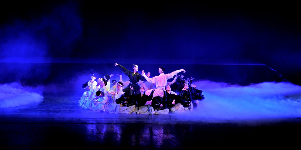 《武當和韻》獲2013年第九屆中國舞蹈“荷花獎”古典舞比賽作品銀獎_fororder_43、《武當和韻》獲2013年第九屆中國舞蹈“荷花獎”古典舞比賽作品銀獎