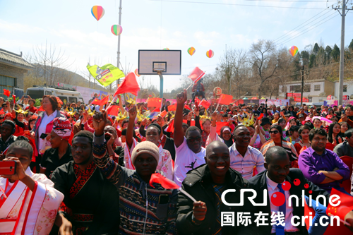 【要闻列表】【河南在线列表】【移动端文字列表】醉美杏林花海  2019新密·伏羲山杏花节开幕