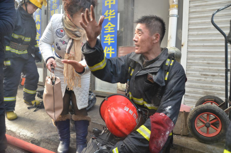 “青春火焰蓝 为国庆献礼”④|鞍山市消防救援支队刘本成屡立战功显担当_fororder_图片 3