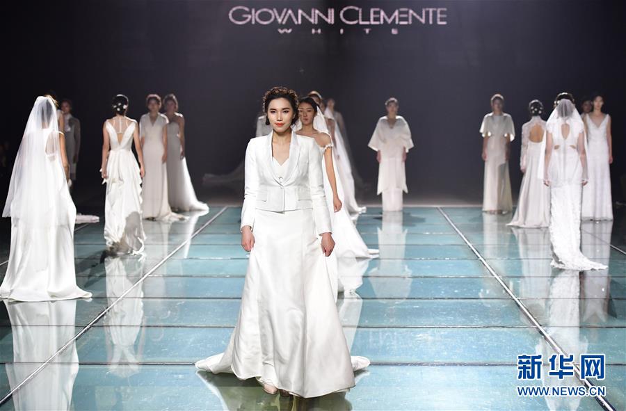 丝绸之路国际时装周在西安举行