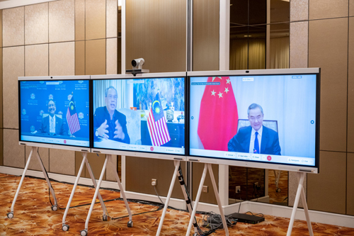 Perdana Menteri Malaysia Terima Kunjungan Wang Yi_fororder_ma2