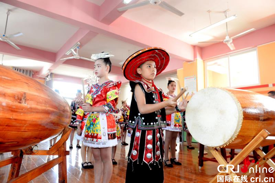 （组图）贵州台江：“苗族非遗进课堂”有声有色