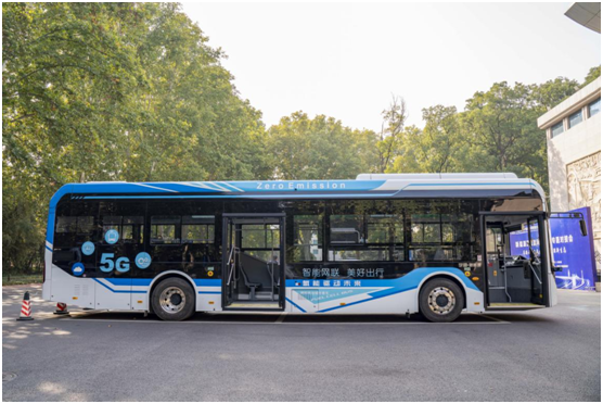 宇通自动驾驶氢燃料客车 亮相 2020中国（郑州）产业转移系列对接会