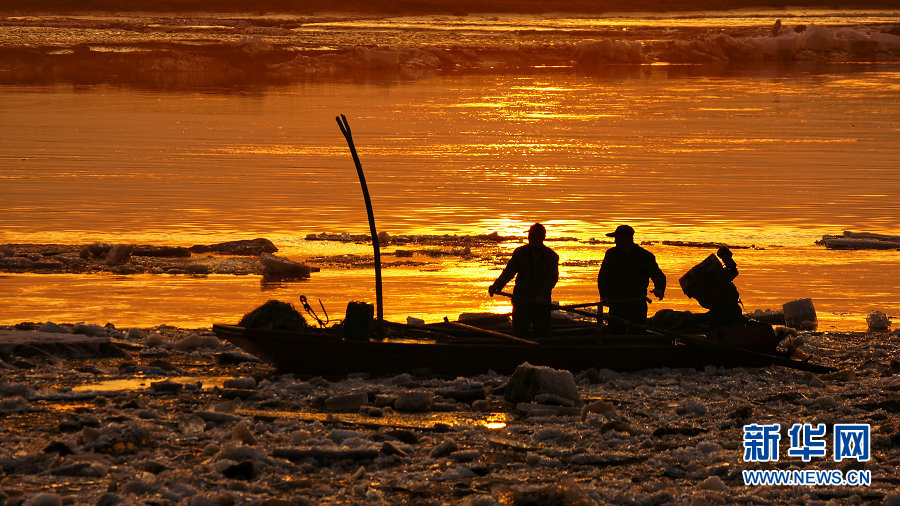 內蒙古：暮色淩聲打漁人