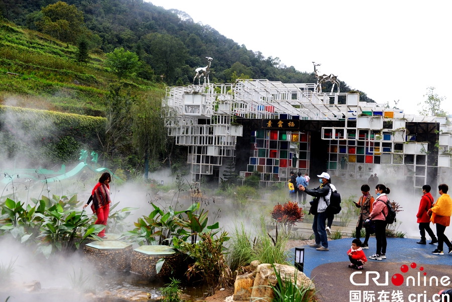 （有修改）第四届绿化博览会博览园开园 游客相约来“打卡”（组图）