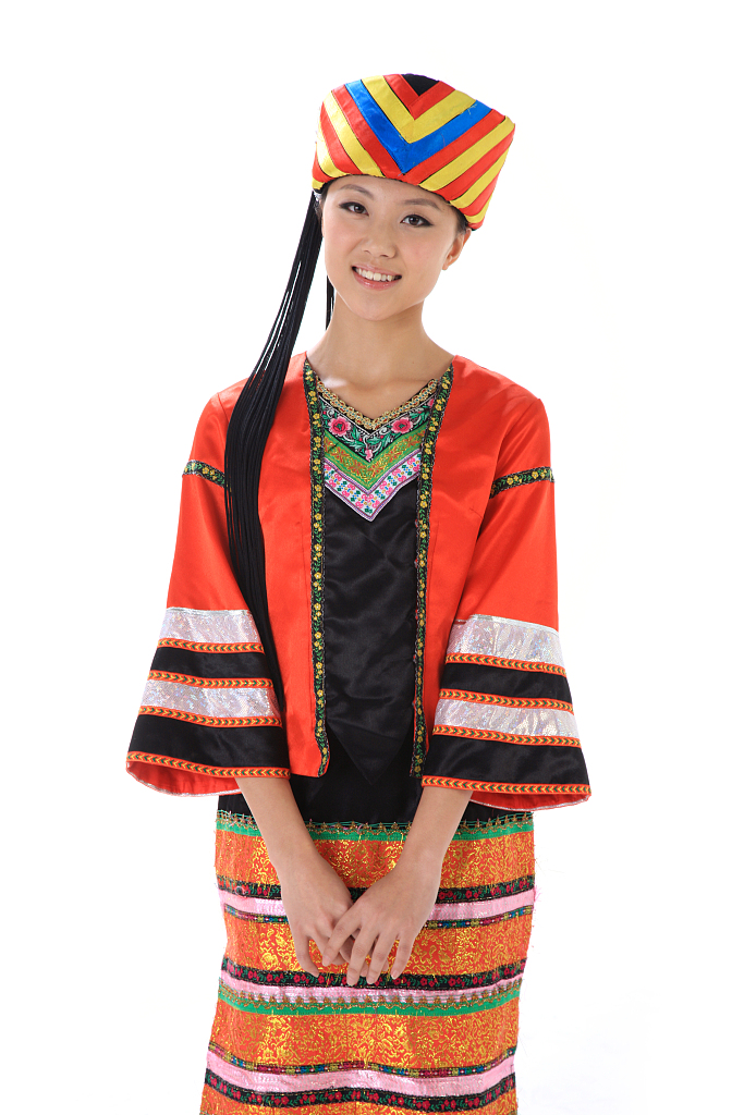 图片默认标题_fororder_中国少数民族黎族女人