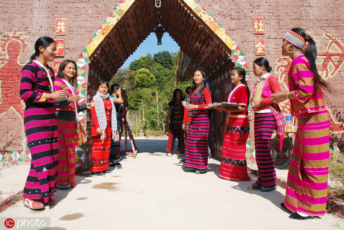 图片默认标题_fororder_中国云南佤族民族风情