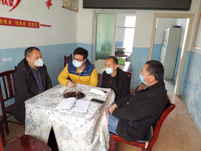 （市州）思南： 群防群控把“三关” 织密基层“防护网”