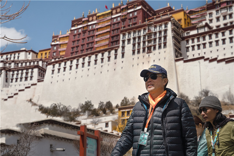 圖片默認標題_fororder_電影《中國機長》導演劉偉強