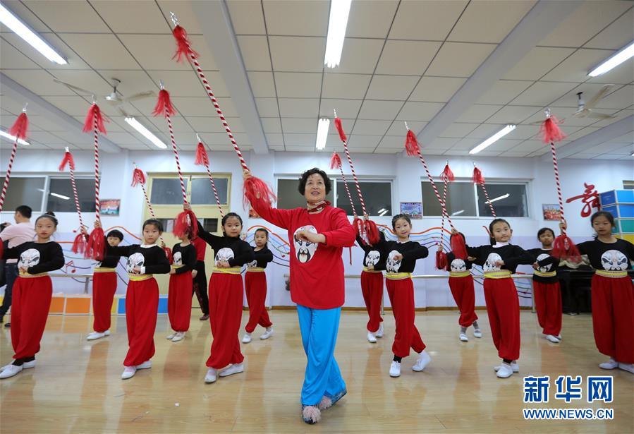 京剧进校园 国粹有传承