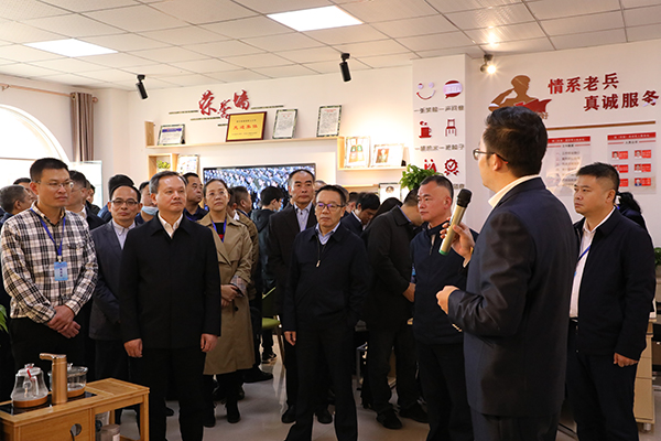 四川省推动退役军人参与城乡基层治理工作现场会在宜宾召开_fororder_在宜宾市翠屏区宗场镇观摩2