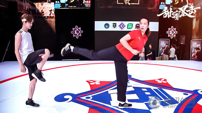 组图：奥运冠军变教练 陈中“特训”鹿晗关晓彤