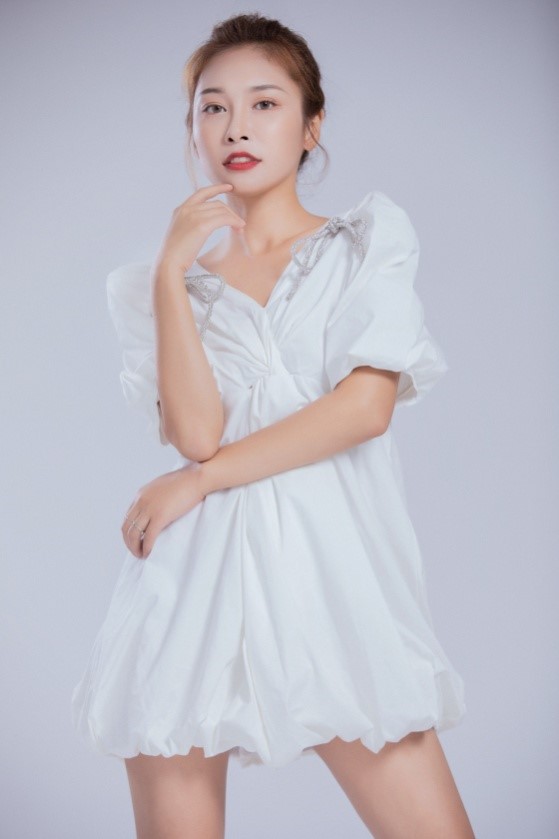 不便前往现场的朋友们也可以提前关注抖音号"二毛哥哥","赵丹dana",一