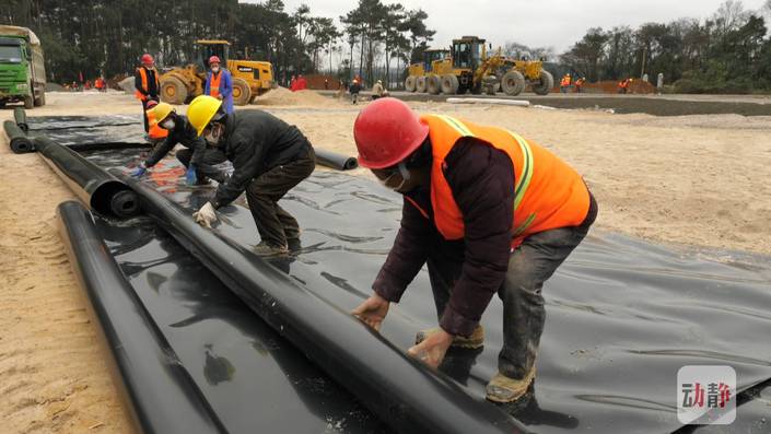 （社会）田园驰航：“这小地方恐怕从来没有停过那么多车”，我在“将军山”看到这样一幕