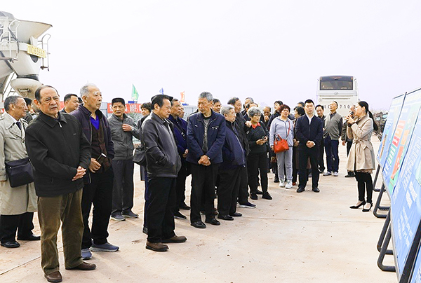 自贡沿滩：发挥自身优势 共同推动沿滩高质量发展_fororder_调研现场