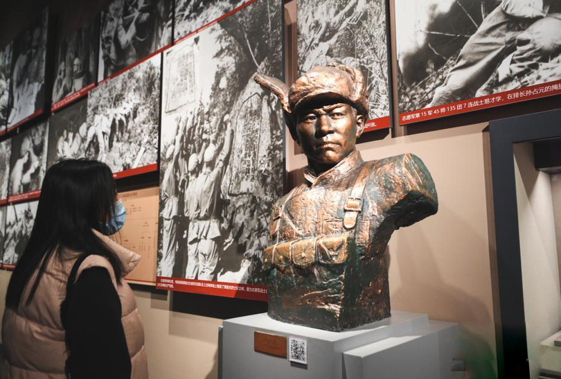 หอรำลึกเหตุการณ์ช่วยเกาหลีเหนือต้านทัพสหรัฐฯ ของจีนดึงดูดผู้ชม_fororder_20201027丹东1