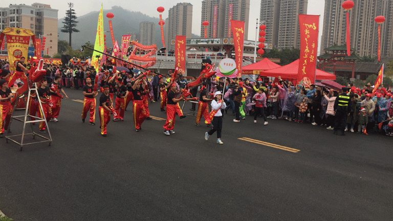 Zhaoqing, Çin Yeni Yılı'na erken girdi Zhaoqing, Çin Yeni Yılı'na erken girdi
