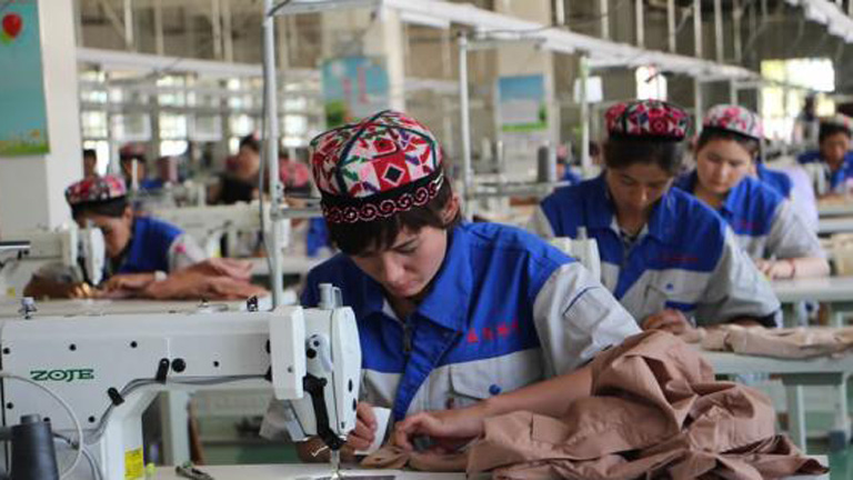 Vergi indirimi Xinjiang'daki yoksul ailelerin gelirlerini arttı