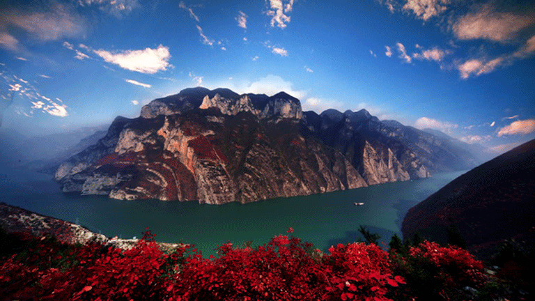 Wushan Dağı'nın tanrıça zirveleri