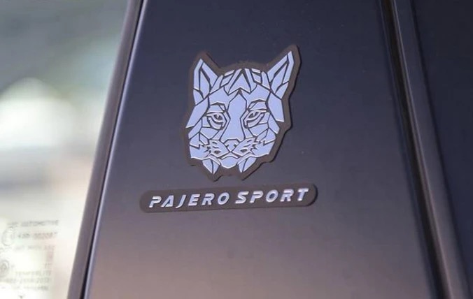 用“足球选车方法论”解析帕杰罗劲畅行政版