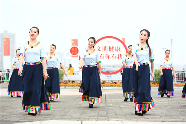 “我要上全運”2020年陜西省廣場舞公開賽咸陽站舉行