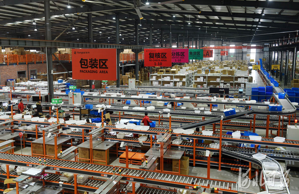 河北宁晋：备货“双十一”