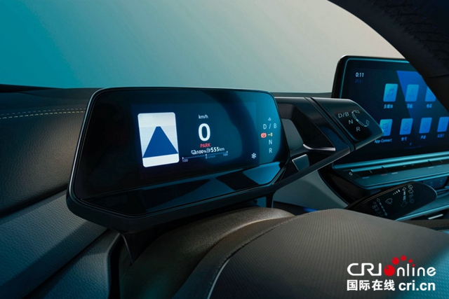 上汽大众ID.电动车家族领航ID.4 X首秀 同步开启预订