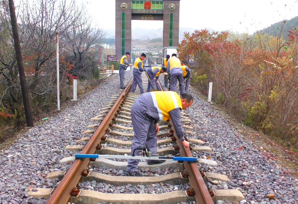 鴨綠江畔的“鐵道衛士”