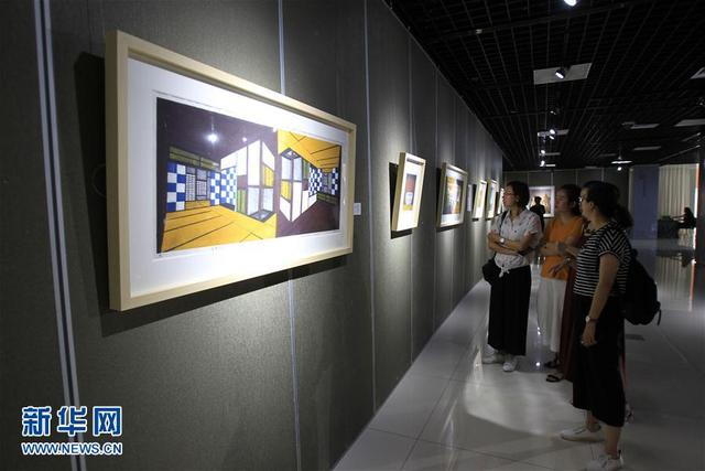 “2017中国·英国版画作品联展”在银川开幕