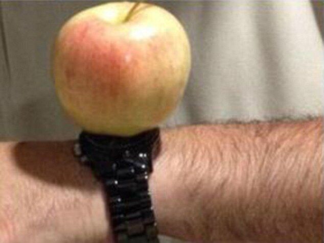 苹果看了会崩溃 来看各式各样的山寨苹果手表