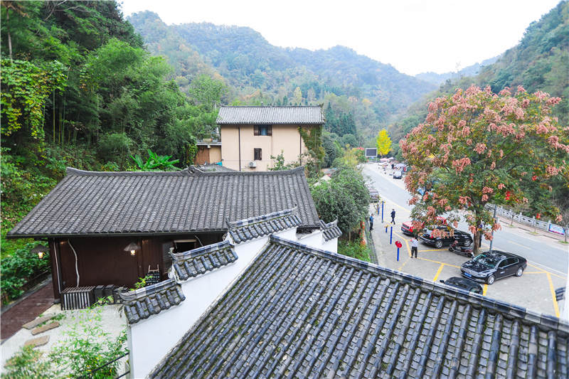 十堰茅塔乡东沟村：红色文化+绿色发展走出文旅扶贫路