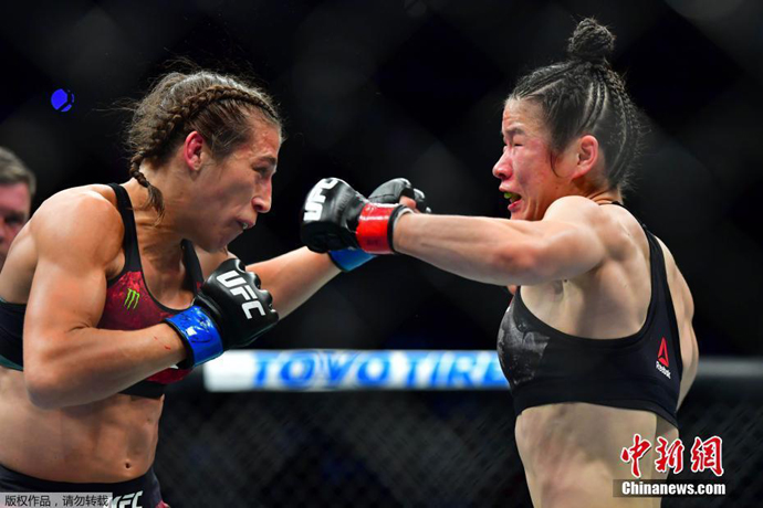 Zhang Weili 'yar wasan Sin ta kare kanbin ta na UFC ta kuma sadaukar da shi ga yaki da COVID-19