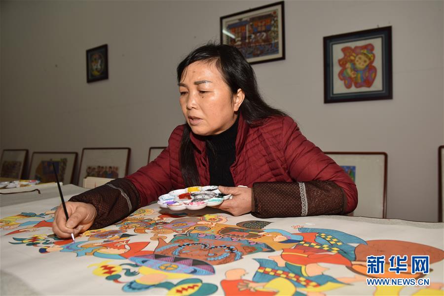贵州龙里：苗族“画师”的30年苗画情怀