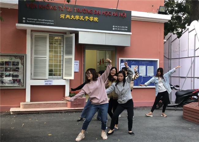 Malamai mata dake ba da gudummawa wajen cudanyar al'adun kasa da kasa