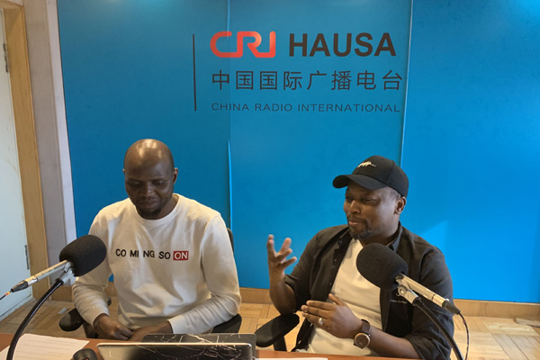 Hira da Muhammad Baba Yahaya Babs na kamfanin Startimes na kasar Sin