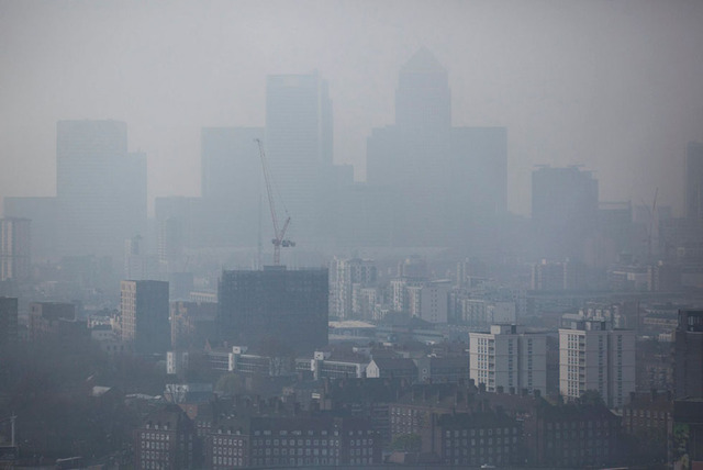 致病毒雾席卷英国 伦敦“如入仙境”