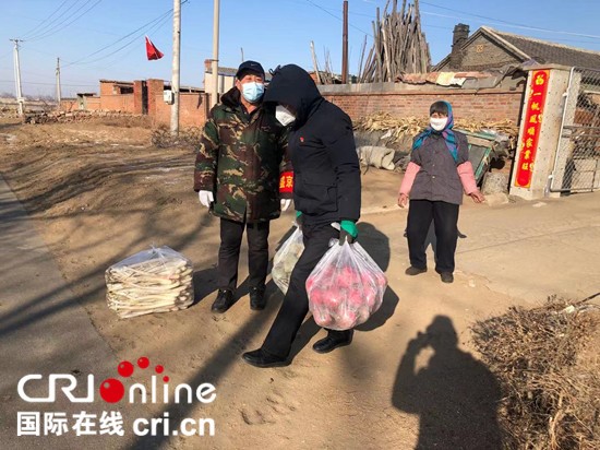 瀋陽30余戶村民自發捐菜  送給抗“疫”醫生