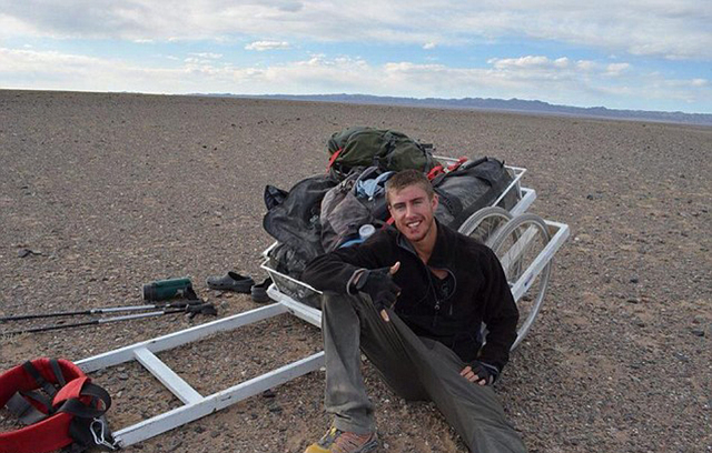 英探险家成独自徒步穿越蒙古国全球第一人