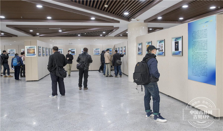 长春市第十二届摄影艺术展开展