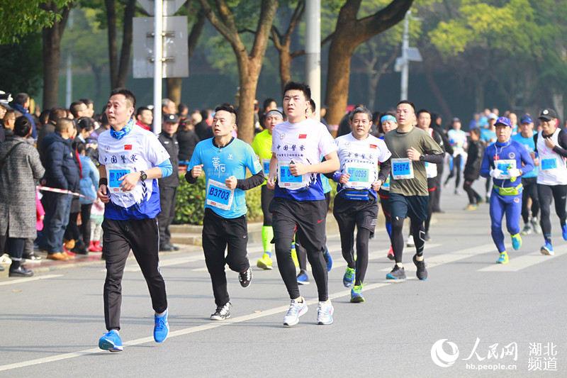 2018黃石磁湖國際半程馬拉松激情開跑