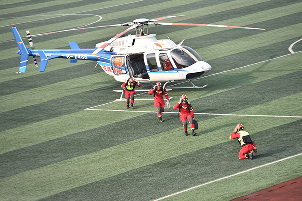 直升飞机救援队 供图 四川省消防救援总队