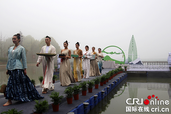 【CRI專稿 列表】重慶巴南舉辦春季茶文化周 借綠葉唱響致富經