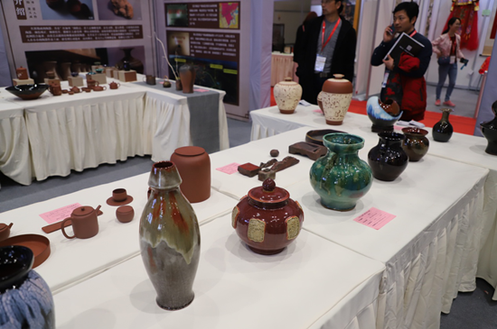【CRI專稿 列表】第54屆全國工藝品交易會在重慶國博中心開幕