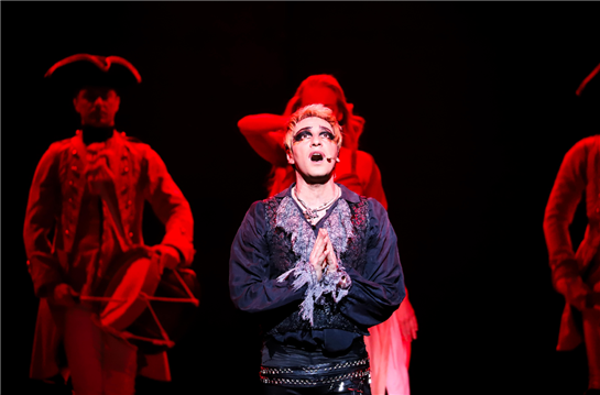 法语音乐剧《摇滚莫扎特》绽放古城西安 摇滚古典燃出万种可能