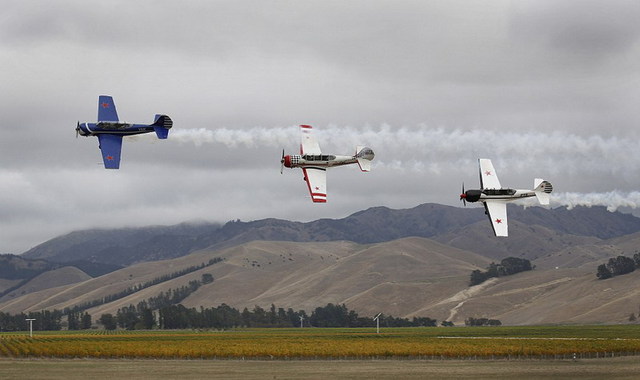 新西蘭航空展老式戰機意外墜毀